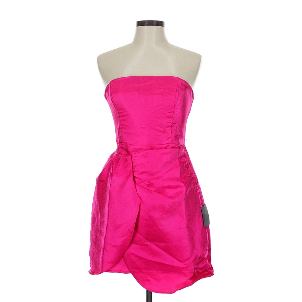 NWT! Lulus Hot Pink Strapless Ruched Party Dress Sz M Flower Barbiecore Evening